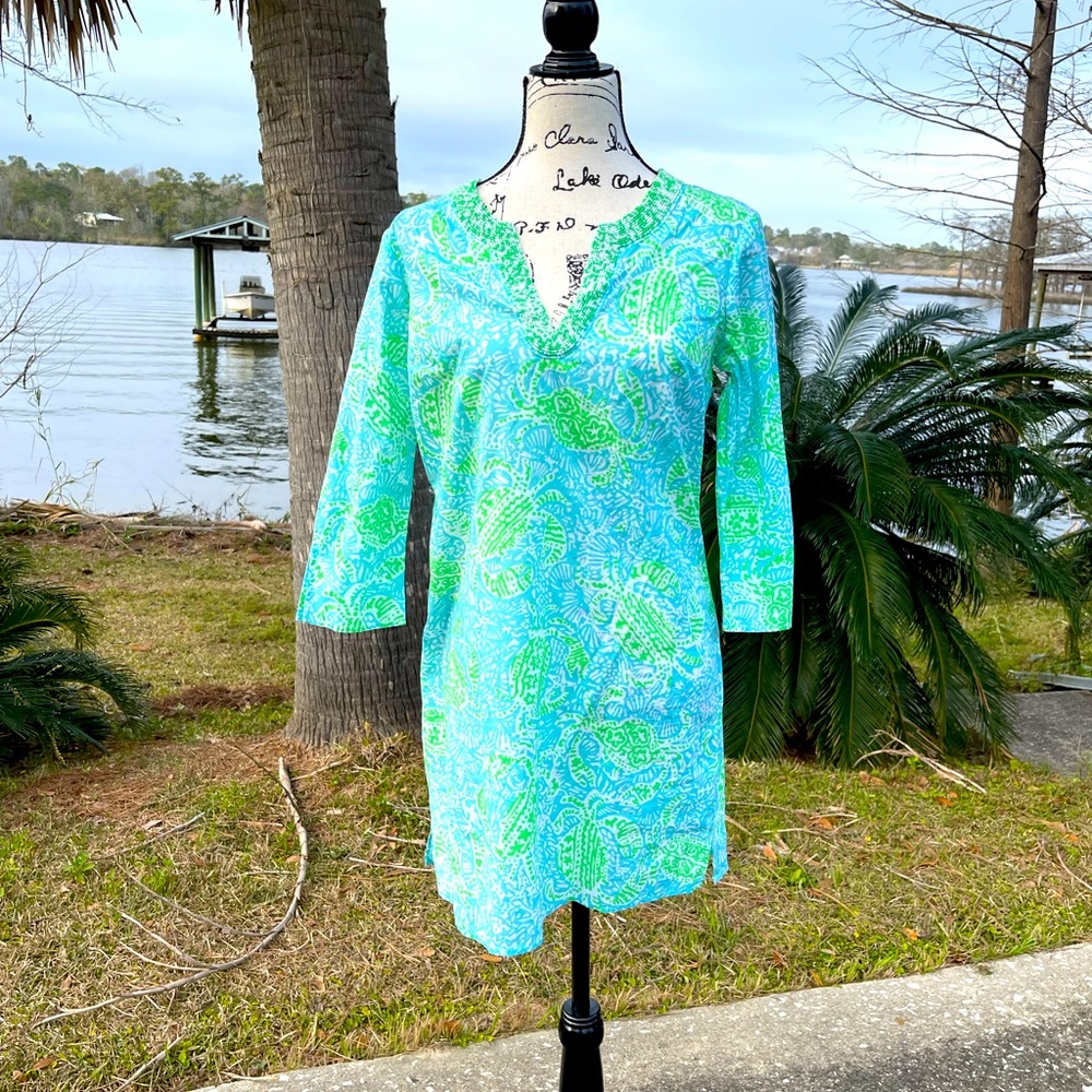 Lilly Pulitzer tunic sz S  let’s get a crackin  nwt